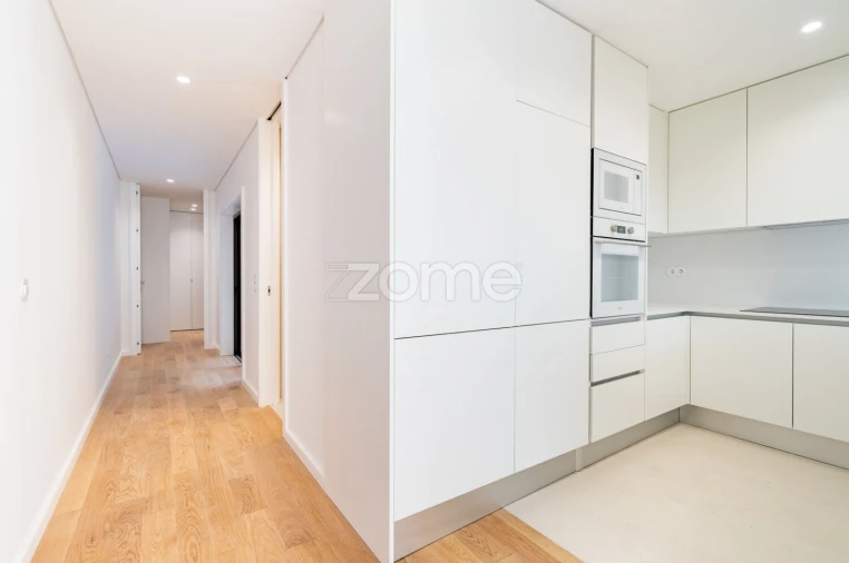 Apartamento T1 para Arrendamento em Campanhã Foto 10