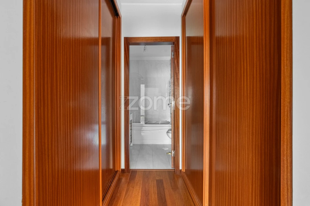 Apartamento T2 para Arrendamento em Cidade da Maia Foto 13