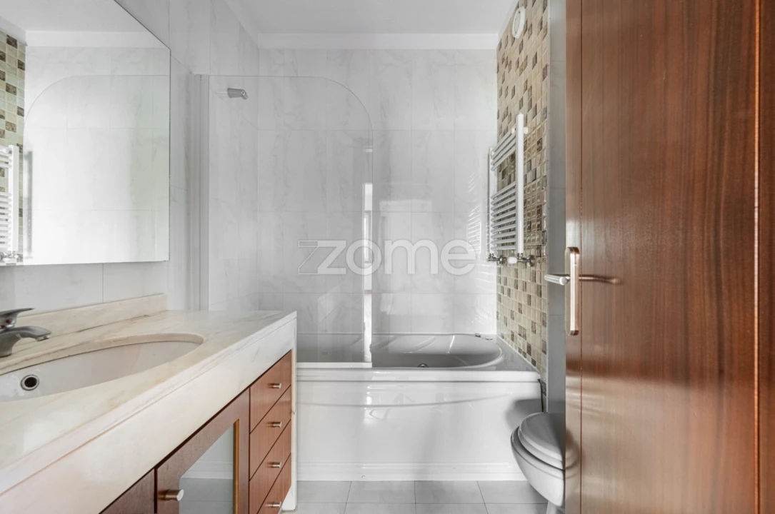 Apartamento T2 para Arrendamento em Cidade da Maia Foto 14