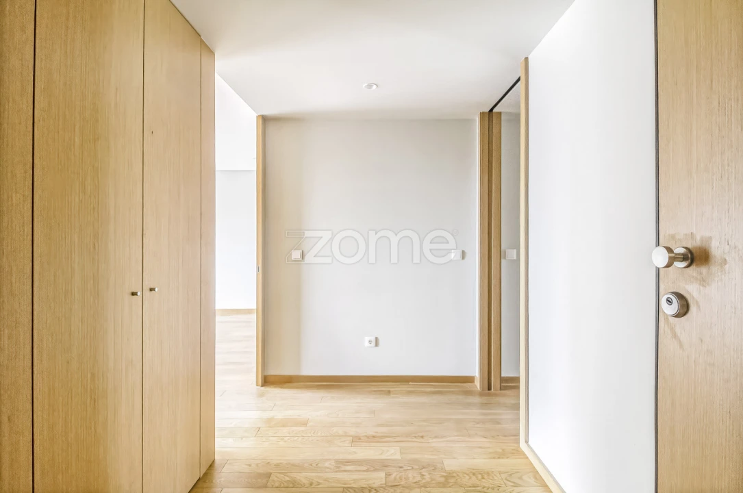 Apartamento T3 para Arrendamento em Paranhos Foto 3