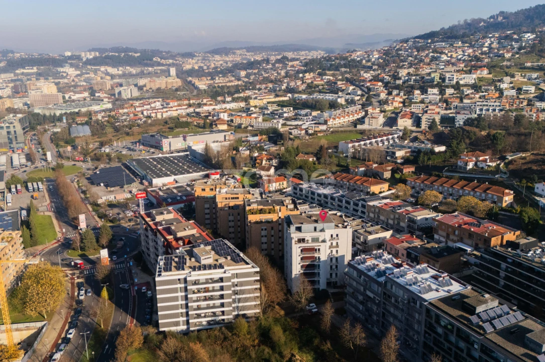 Apartamento T3 para Venda em Nogueira, Fraião e Lamaçães Foto 30