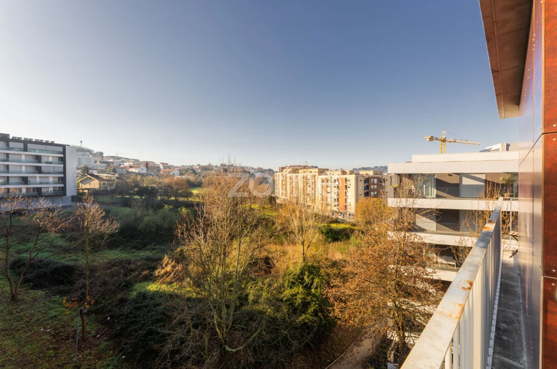 Apartamento T3 para Venda em Nogueira, Fraião e Lamaçães Foto 20