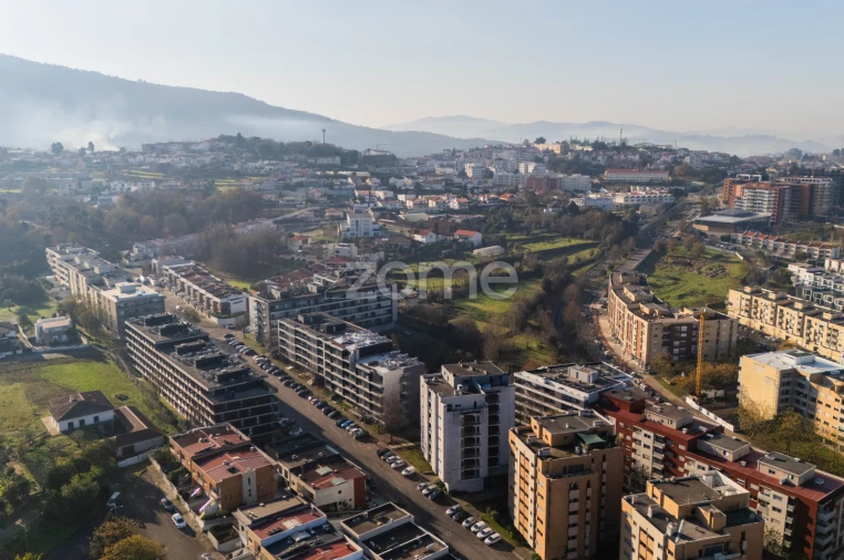Apartamento T3 para Venda em Nogueira, Fraião e Lamaçães Foto 32