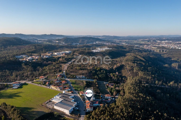 Moradia T4 para Venda em Covelas Foto 60