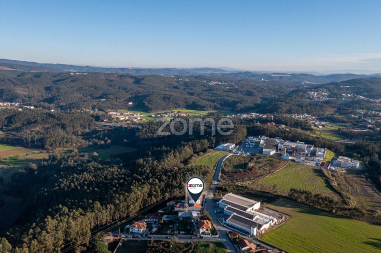 Moradia T4 para Venda em Covelas Foto 56