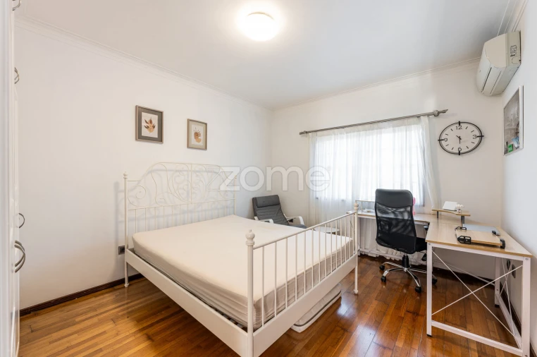 Moradia T4 para Venda em Covelas Foto 27