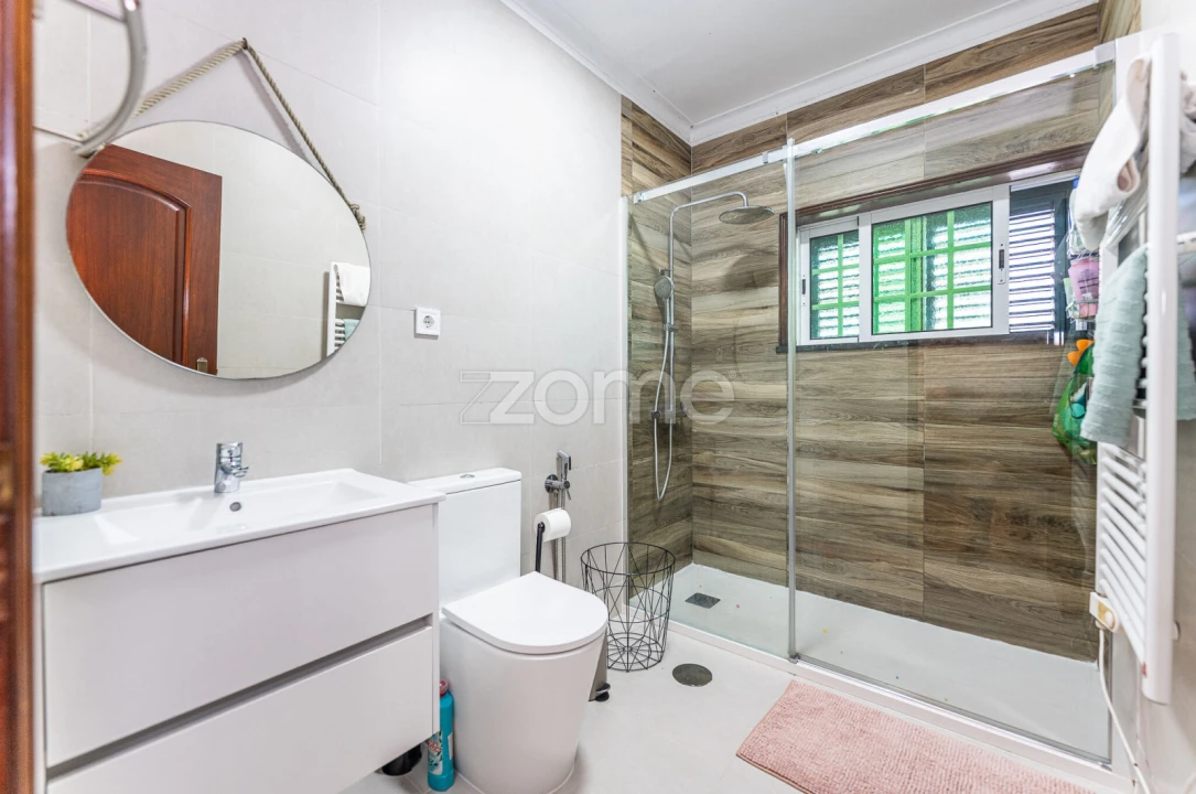 Moradia T4 para Venda em Covelas Foto 29