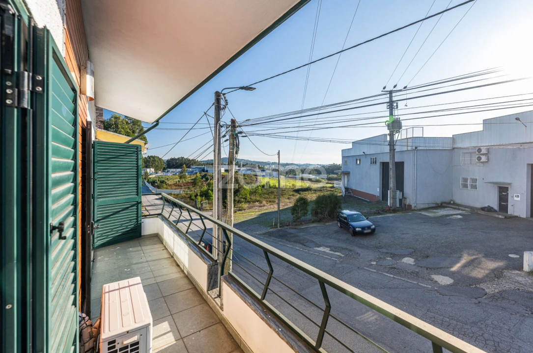 Moradia T4 para Venda em Covelas Foto 36