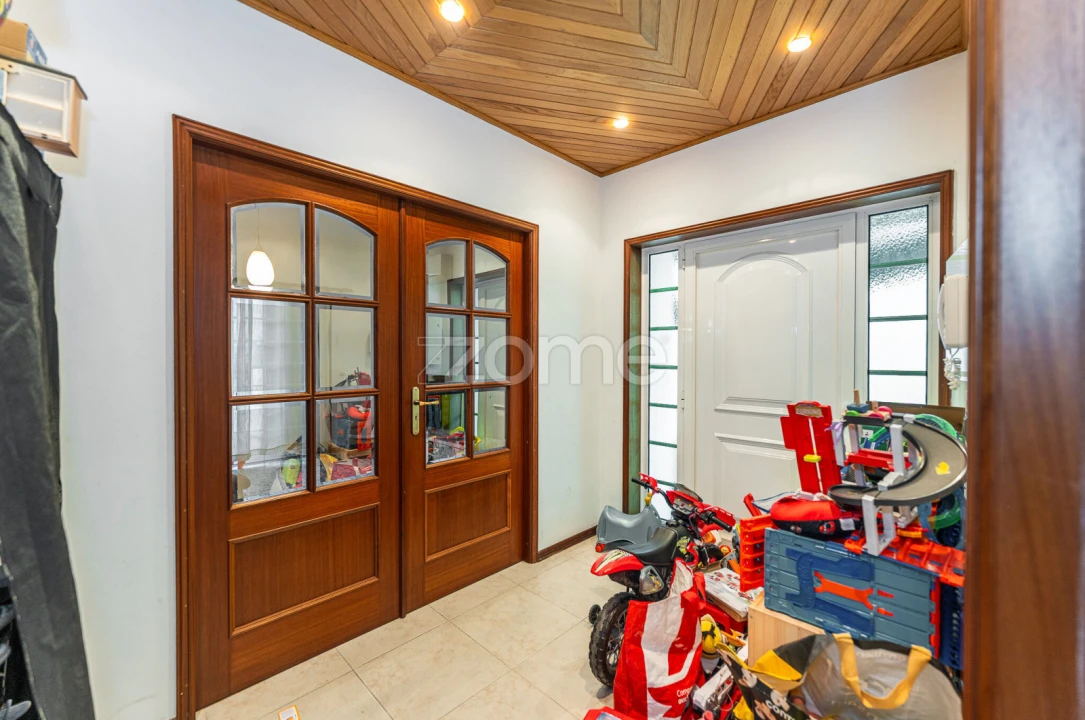 Moradia T4 para Venda em Covelas Foto 6