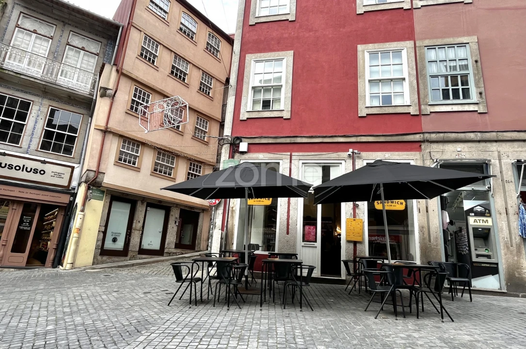 Negócio para Venda em Cedofeita, Santo Ildefonso, Sé, Miragaia, São Nicolau e Vitória Foto 2