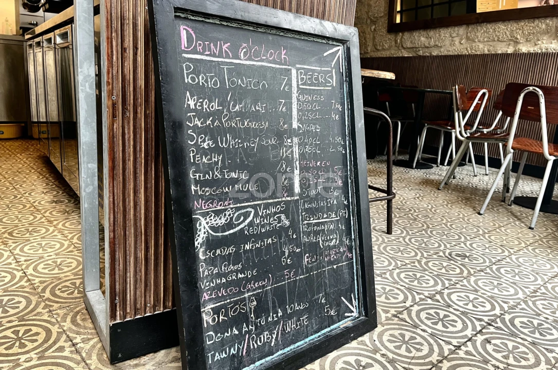 Negócio para Venda em Cedofeita, Santo Ildefonso, Sé, Miragaia, São Nicolau e Vitória Foto 13
