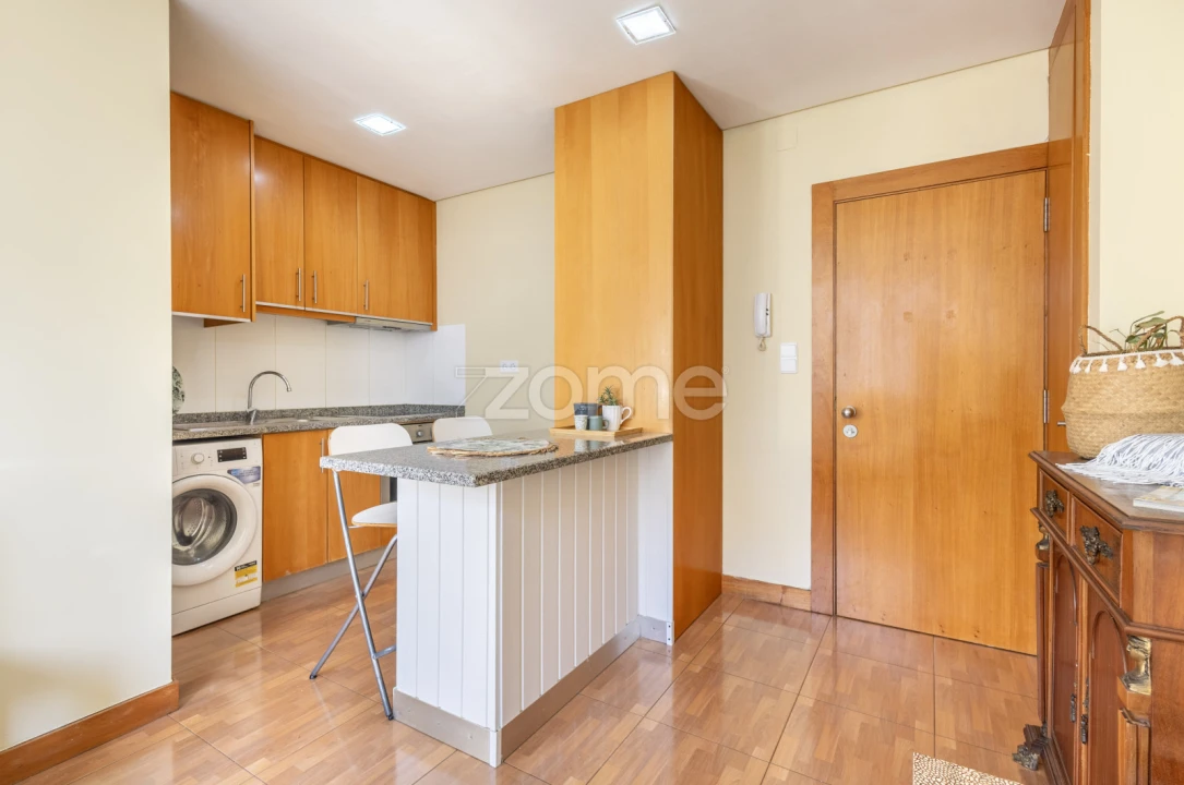 Apartamento T1 para Venda em Cedofeita, Santo Ildefonso, Sé, Miragaia, São Nicolau e Vitória Foto 9