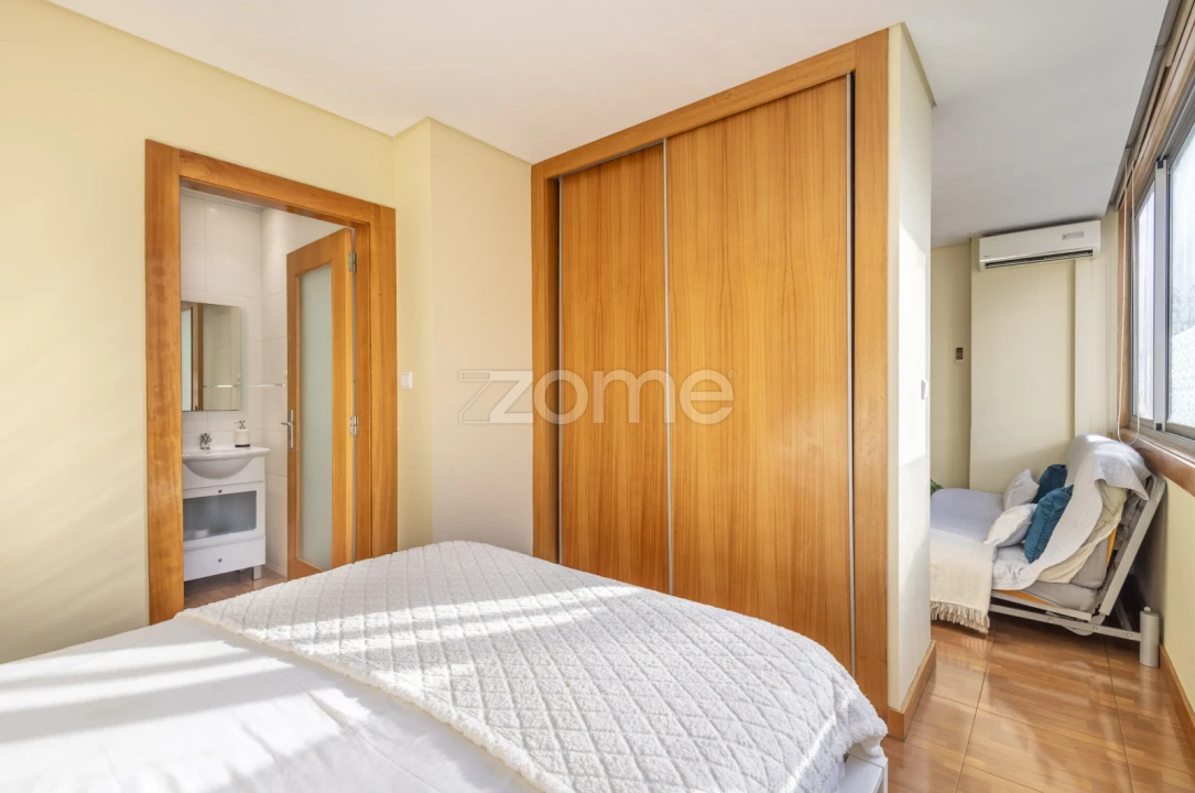 Apartamento T1 para Venda em Cedofeita, Santo Ildefonso, Sé, Miragaia, São Nicolau e Vitória Foto 14
