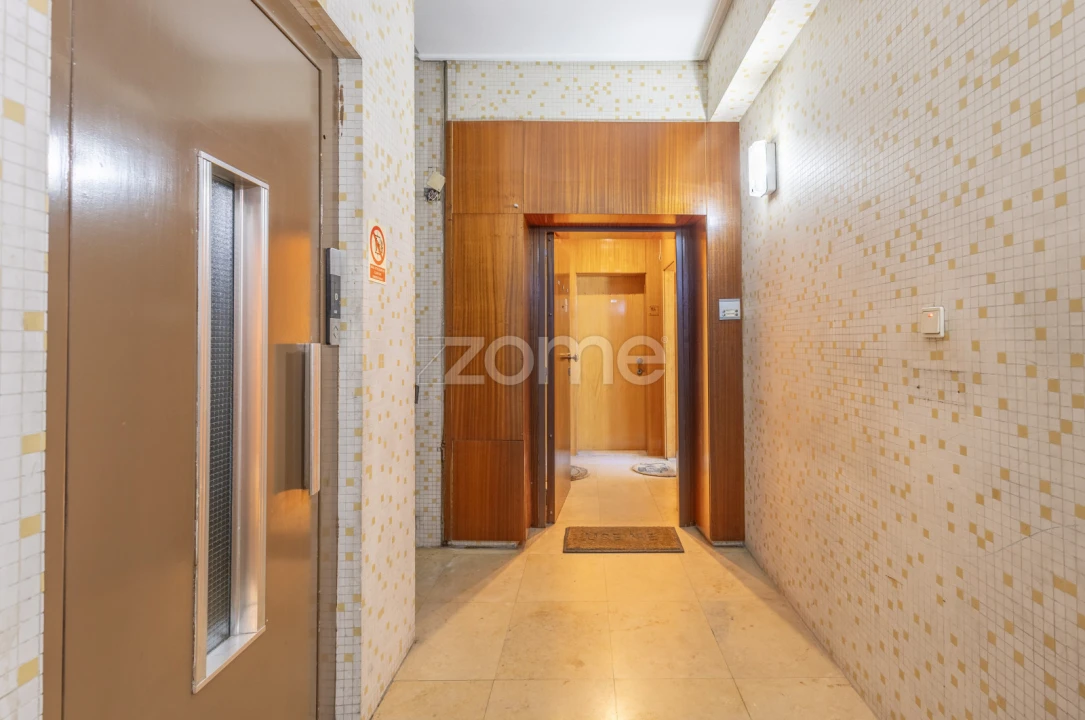 Apartamento T1 para Venda em Cedofeita, Santo Ildefonso, Sé, Miragaia, São Nicolau e Vitória Foto 7
