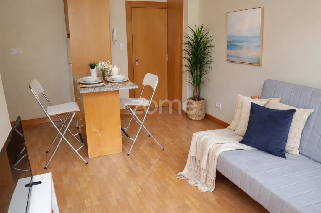 Apartamento T1 para Venda em Cedofeita, Santo Ildefonso, Sé, Miragaia, São Nicolau e Vitória Foto 2