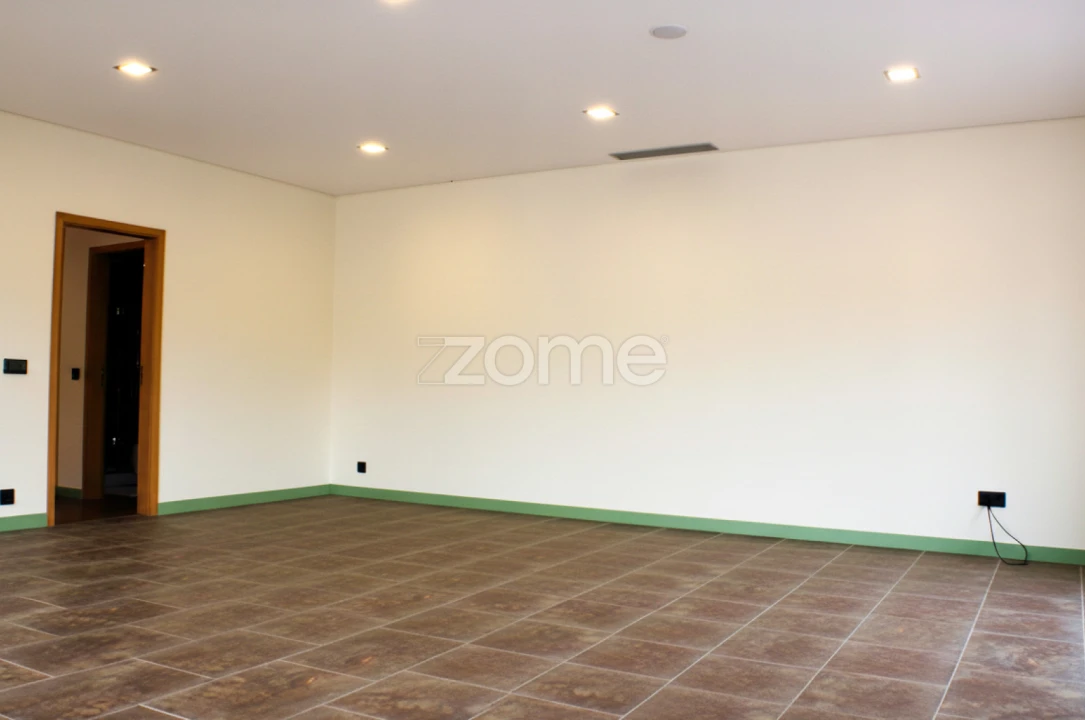 Moradia T3 para Venda em Salamonde Foto 15