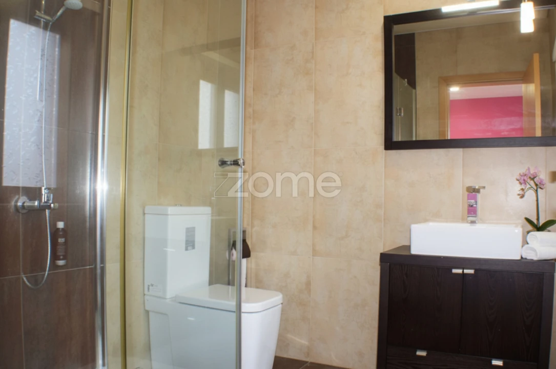 Moradia T3 para Venda em Salamonde Foto 13