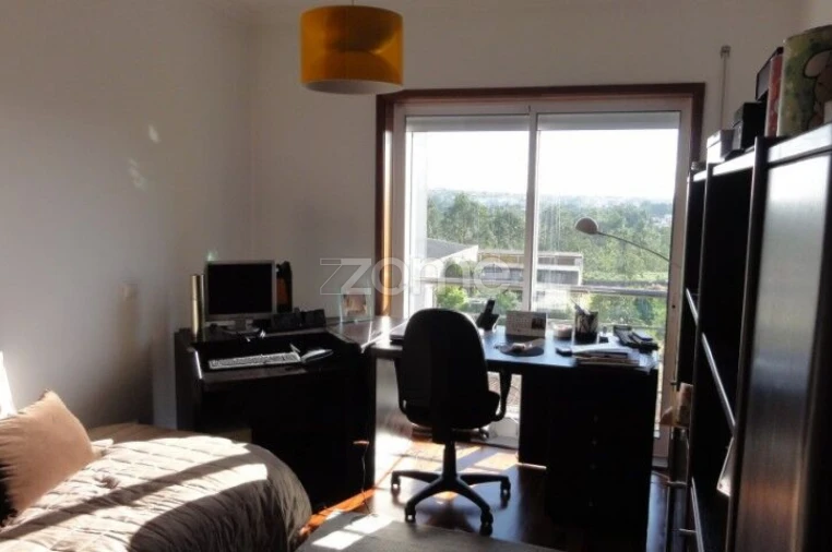 Apartamento T3 para Arrendamento em Cidade da Maia Foto 6