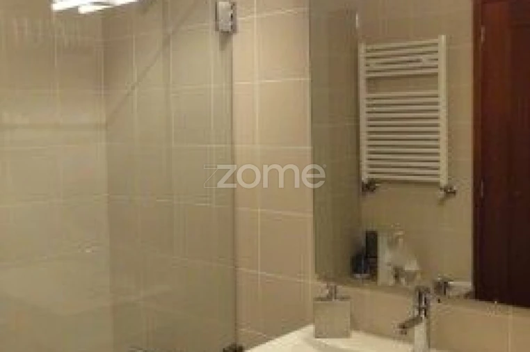 Apartamento T3 para Arrendamento em Cidade da Maia Foto 8