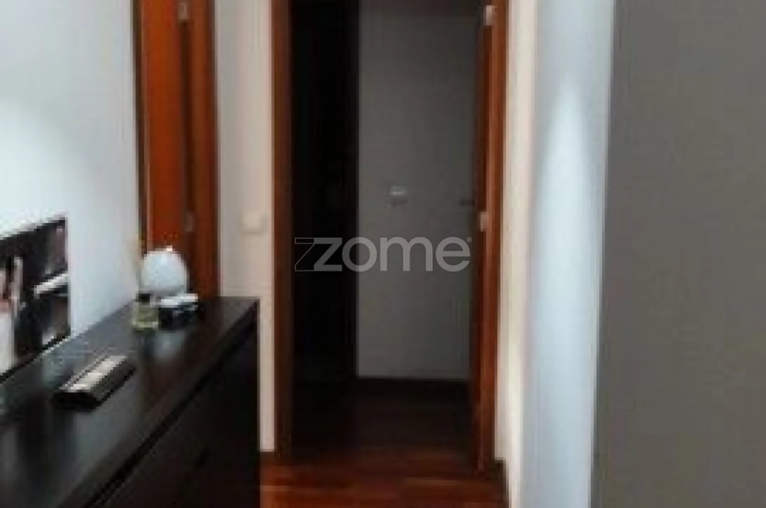 Apartamento T3 para Arrendamento em Cidade da Maia Foto 7