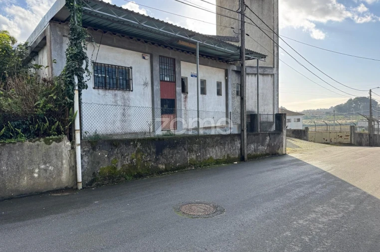 Terreno para Venda em São Paio de Oleiros Foto 7