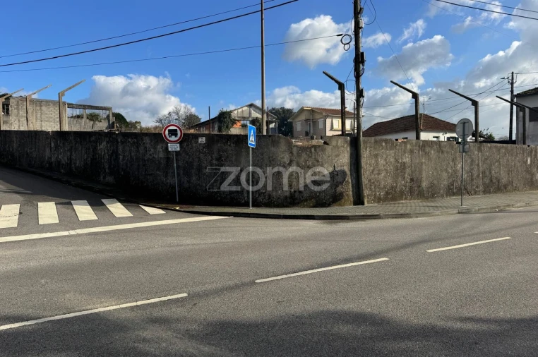 Terreno para Venda em São Paio de Oleiros Foto 3