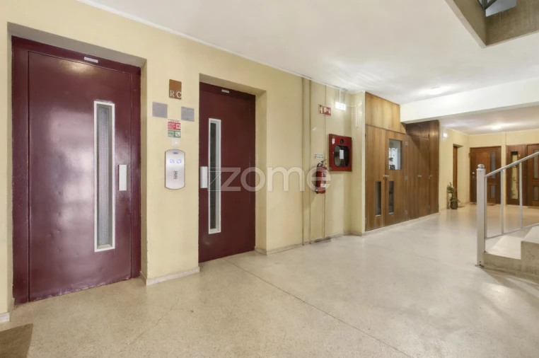 Apartamento T2 para Arrendamento em Aldoar, Foz do Douro e Nevogilde Foto 5