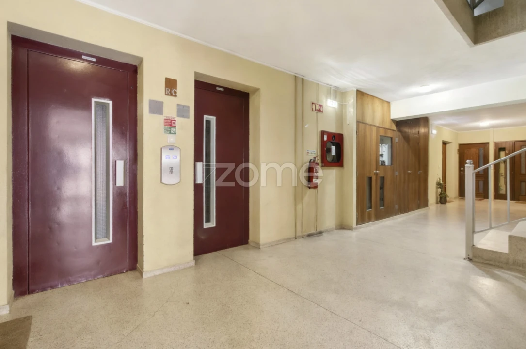 Apartamento T2 para Arrendamento em Aldoar, Foz do Douro e Nevogilde Foto 5