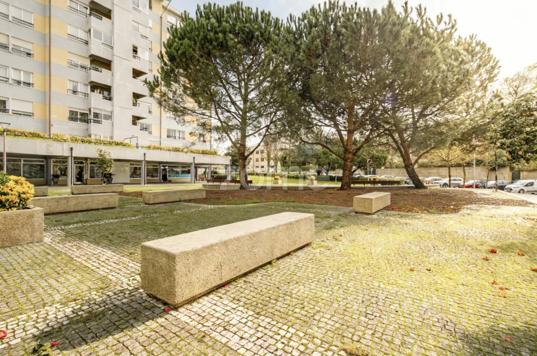 Apartamento T2 para Arrendamento em Aldoar, Foz do Douro e Nevogilde Foto 25