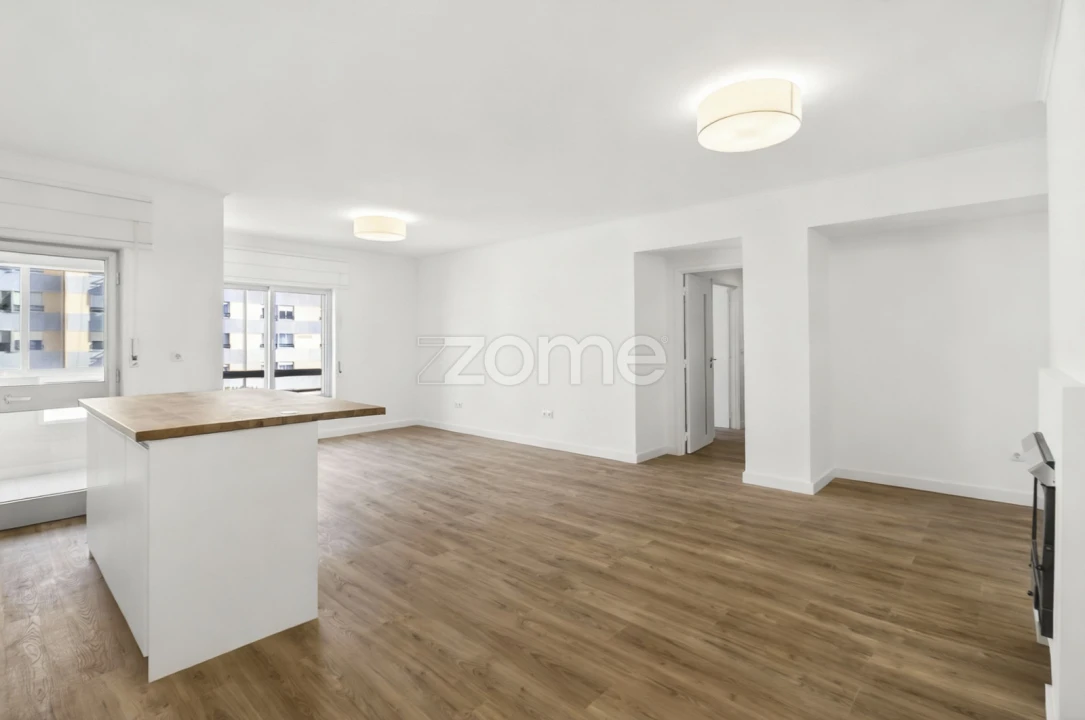 Apartamento T2 para Arrendamento em Aldoar, Foz do Douro e Nevogilde Foto 6