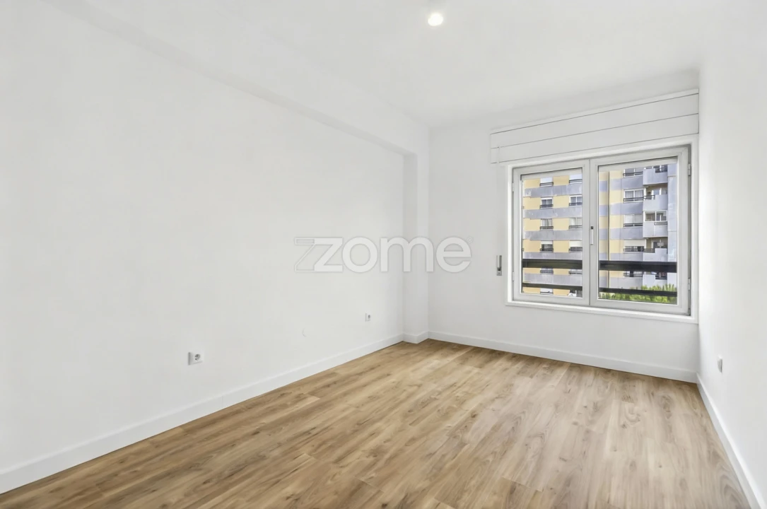 Apartamento T2 para Arrendamento em Aldoar, Foz do Douro e Nevogilde Foto 19