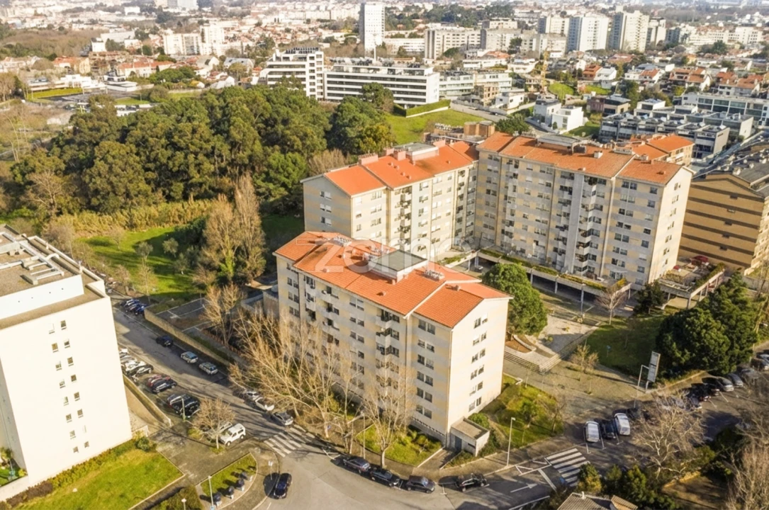 Apartamento T2 para Arrendamento em Aldoar, Foz do Douro e Nevogilde Foto 26
