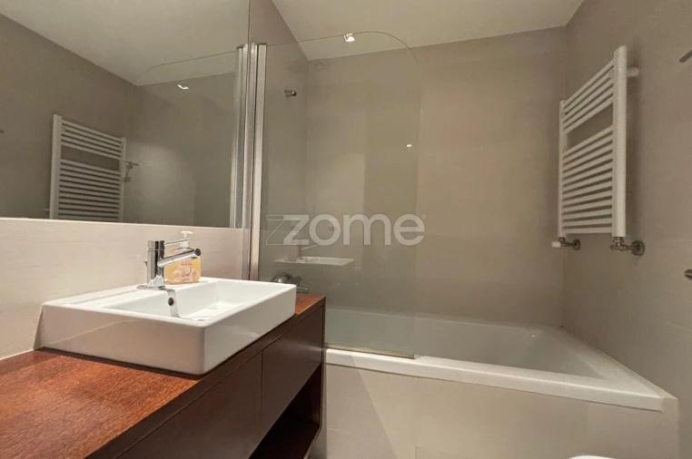 Apartamento T1 para Arrendamento em Paranhos Foto 15
