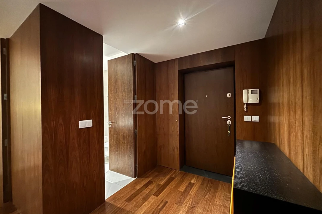 Apartamento T1 para Arrendamento em Paranhos Foto 5