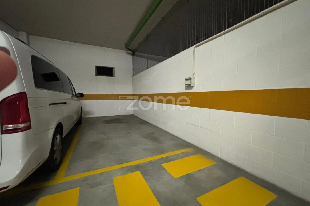 Apartamento T1 para Arrendamento em Paranhos Foto 21