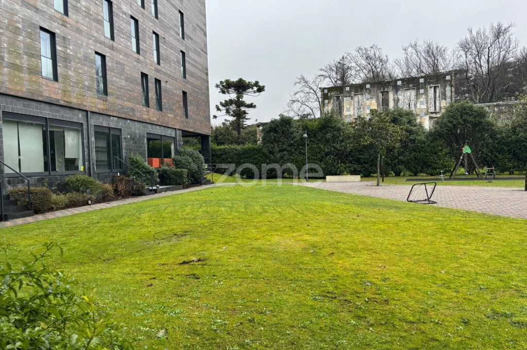 Apartamento T1 para Arrendamento em Paranhos Foto 4