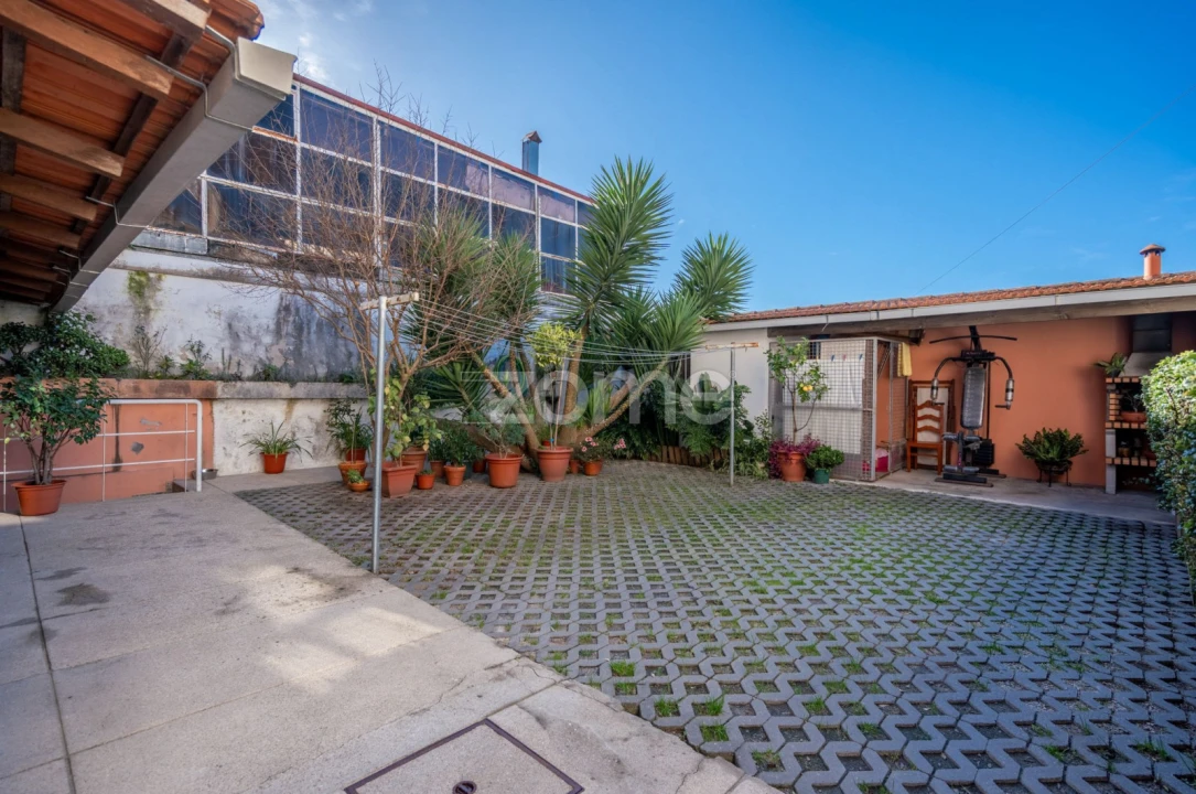 Moradia T3 para Venda em Campanhã Foto 6