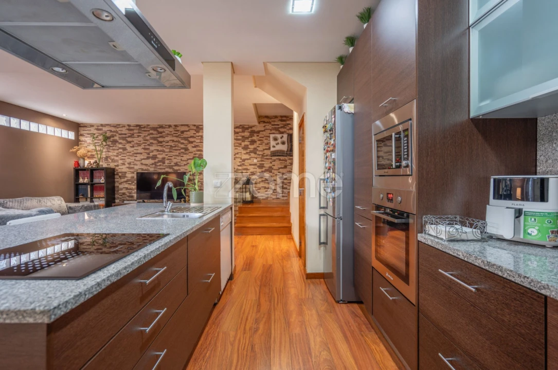 Moradia T3 para Venda em Campanhã Foto 13