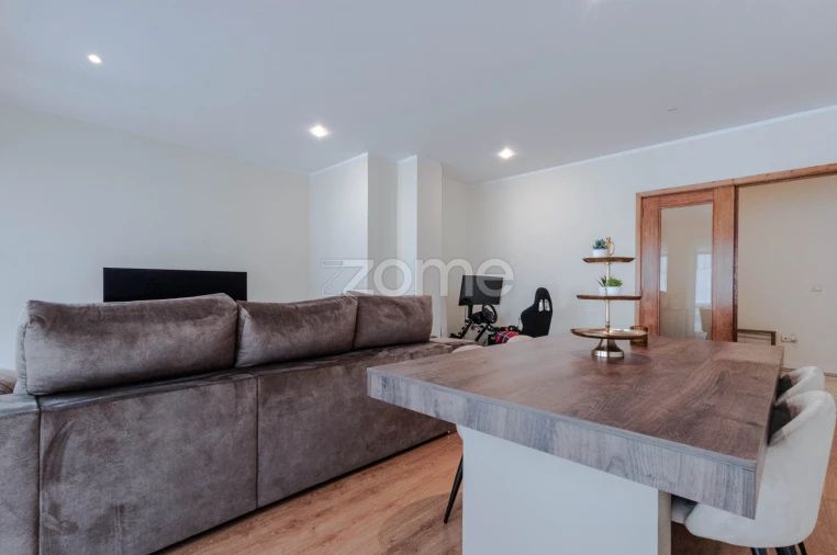 Apartamento T2 para Venda em Rebordosa Foto 10