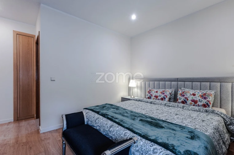 Apartamento T2 para Venda em Rebordosa Foto 16