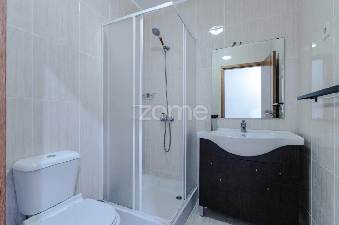 Apartamento T2 para Venda em Rebordosa Foto 17