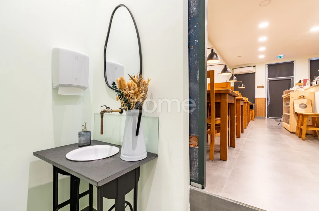 Negócio para Trespasse em Cedofeita, Santo Ildefonso, Sé, Miragaia, São Nicolau e Vitória Foto 24