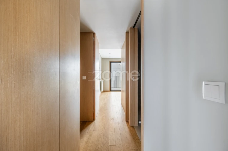 Apartamento T2 para Arrendamento em Cedofeita, Santo Ildefonso, Sé, Miragaia, São Nicolau e Vitória Foto 5