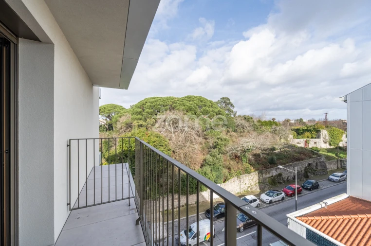 Apartamento T2 para Arrendamento em Cedofeita, Santo Ildefonso, Sé, Miragaia, São Nicolau e Vitória Foto 9