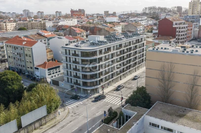 Apartamento T1 para Arrendamento em Paranhos
