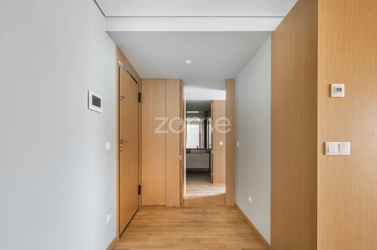 Apartamento T1 para Arrendamento em Paranhos Foto 3