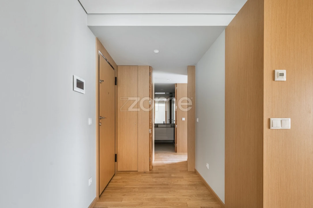 Apartamento T1 para Arrendamento em Paranhos Foto 3