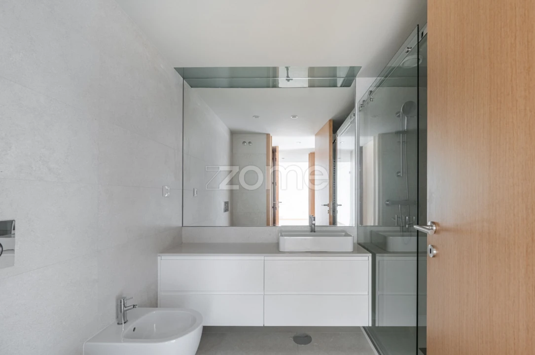 Apartamento T1 para Arrendamento em Paranhos Foto 13