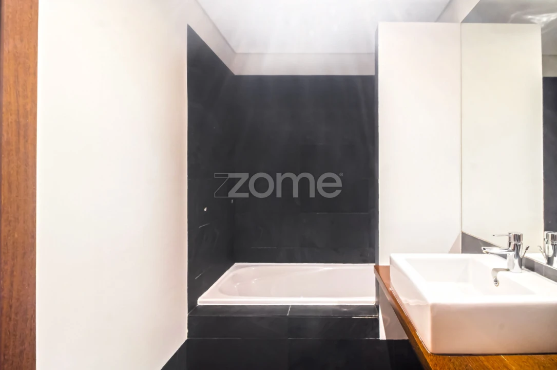 Apartamento T3 para Arrendamento em Paranhos Foto 24