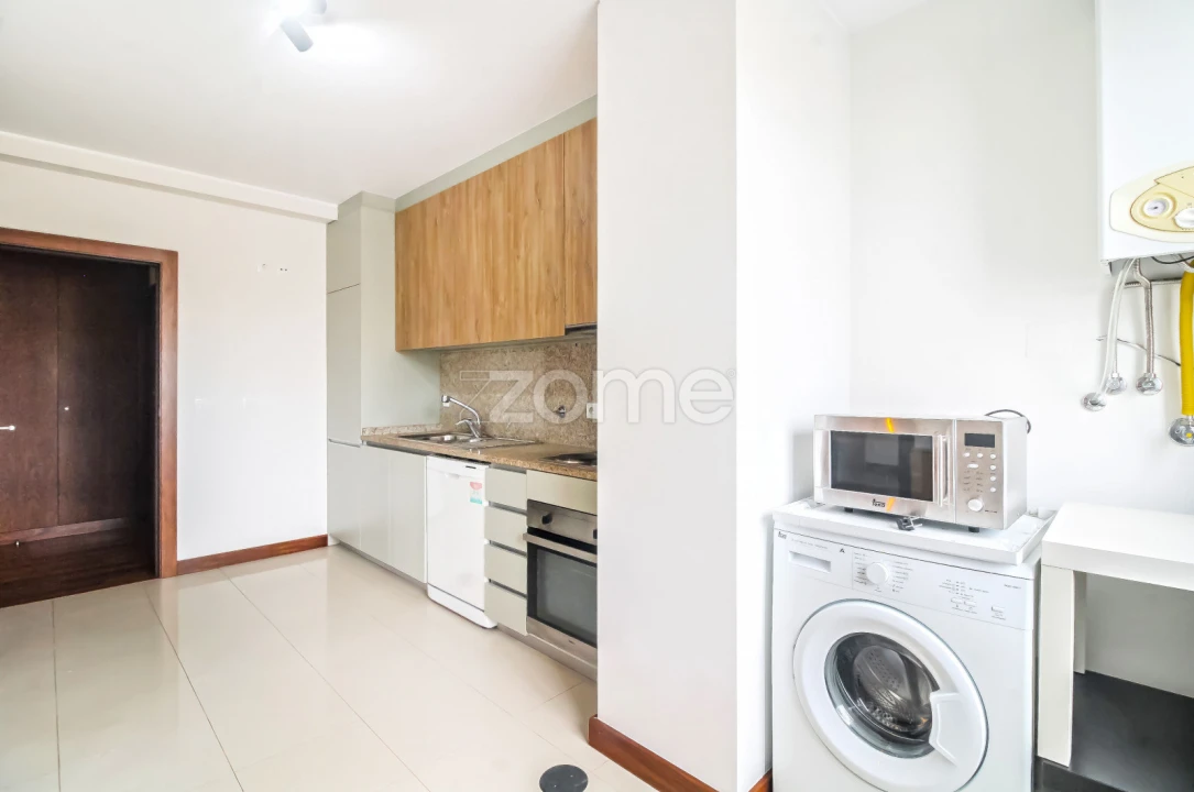 Apartamento T3 para Arrendamento em Paranhos Foto 6